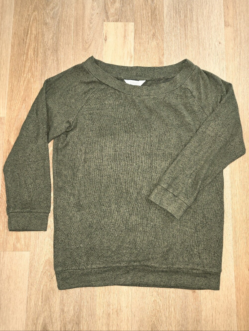 Market & Spruce Soft Green Sweater - Small